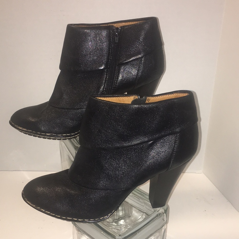 🇺🇸 SOFFT BRAND ANKLE BOOT SIZE 9 M